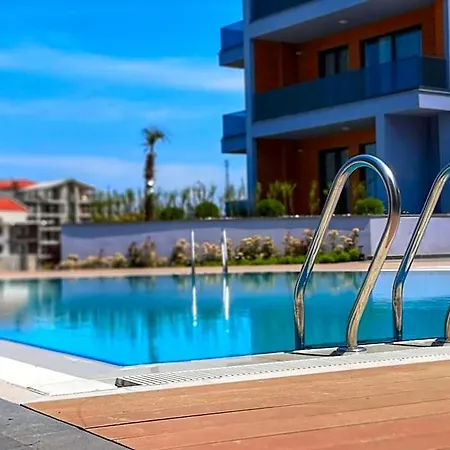 Hills Hotell 3*