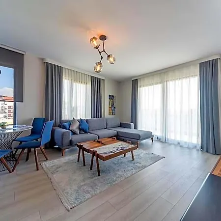 Hotell Hills 3*