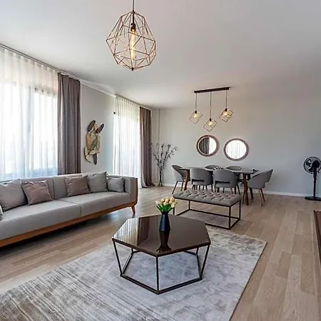 Hotell Hills 3*